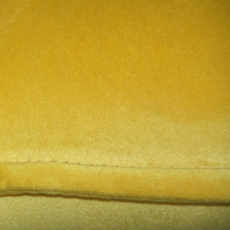 SILLON ROMIT TERCIOPELO MOSTAZA